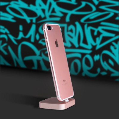 Б/у Apple iPhone 7 Plus 128GB (Rose Gold)