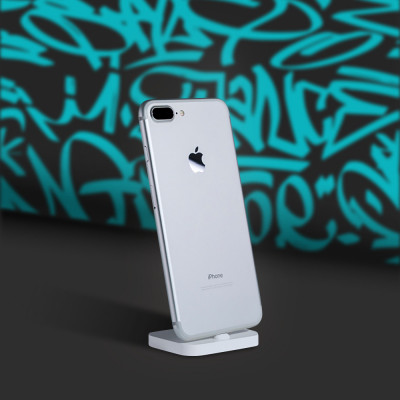 Б/у Apple iPhone 7 Plus 128GB (Silver)