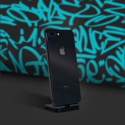 Б/у Apple iPhone 8 Plus 64GB (Space Gray)