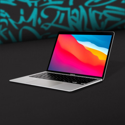Б/у Apple MacBook Air 13 2020 256GB (MGN93) M1 (Ідеальний стан)