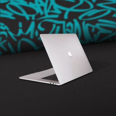 Б/у Apple MacBook Pro 15 2016 256GB (MLW72) (Відмінний стан)