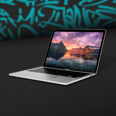 Б/у Apple MacBook Pro 13 2015 128GB (MF839) (Середній стан)